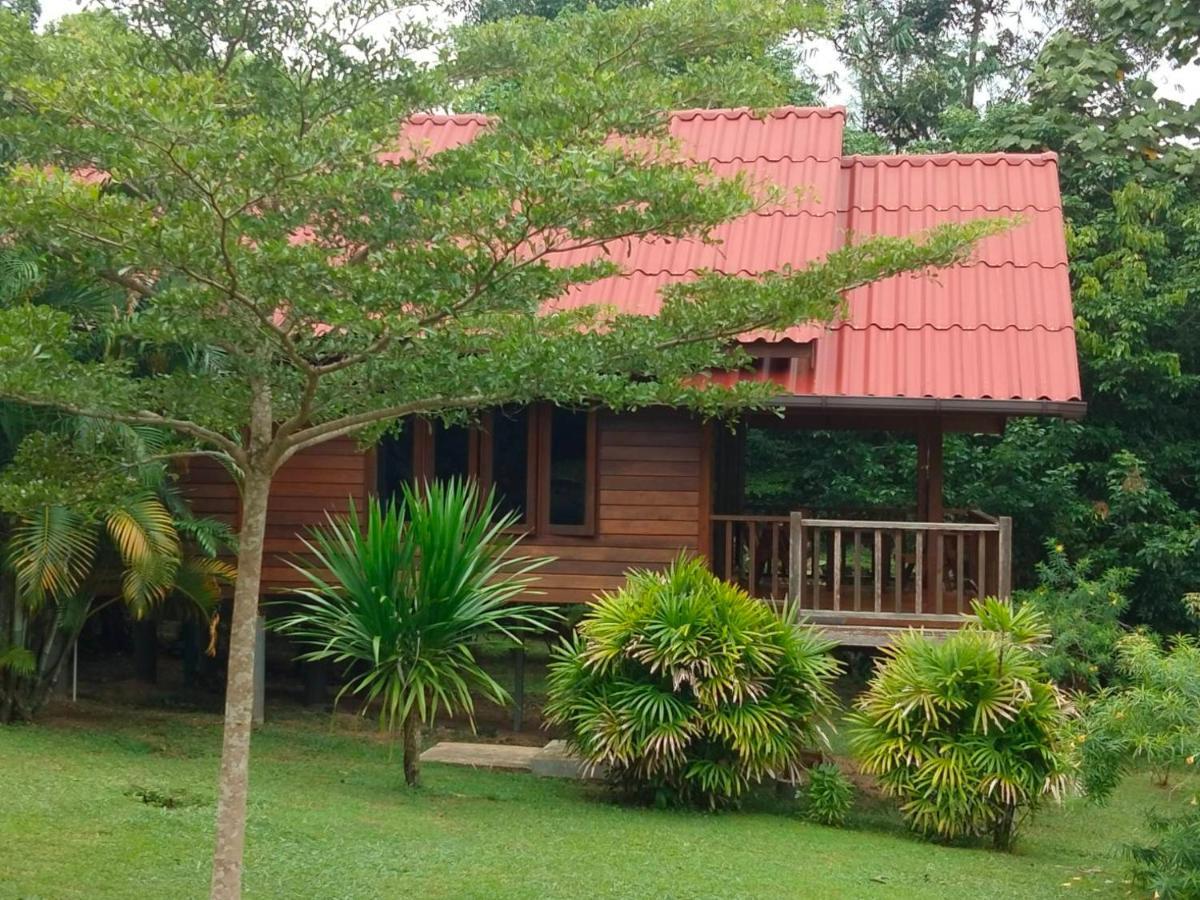 Sabai House Bungalow Ko Yao Noi Exteriör bild