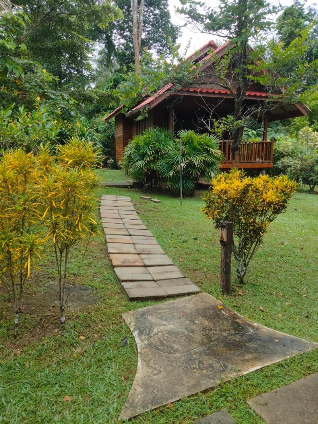 Sabai House Bungalow Ko Yao Noi Exteriör bild